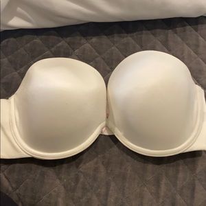 Victoria’s Secret Very Sexy Strapless Bra